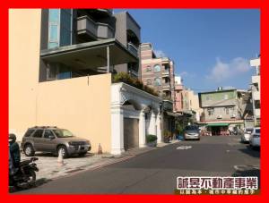 誠昱/鄰碳佐新興園區方正建地